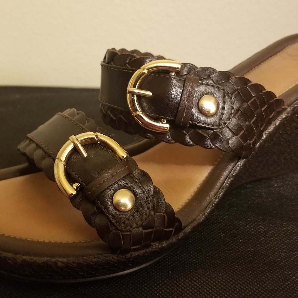 Nurture Alto Wedge Sandals